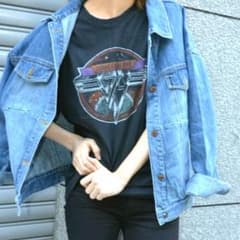 via j(ヴィアジェイ)  "VAN HALEN"ロゴTシャツのサムネイル