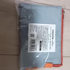 BEASTARSリバーシブルポーチ/板垣巴留展【新品、未使用】のサムネイル