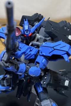 ガンプラ 完成品 MG1/100 ガンダムヴィダールのサムネイル