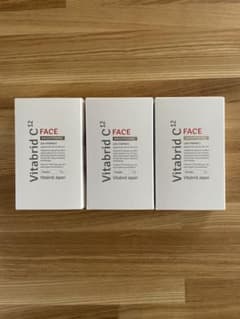 3個セット⭐︎ビタブリッドC フェイス ブライトニング 3gのサムネイル