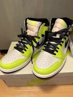 Nike Air Jordan 1 High OGのサムネイル