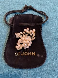 ST.JOHN ブローチのサムネイル