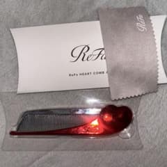 u*4様 ReFa HEART COMB A レッド ヘアコームのサムネイル