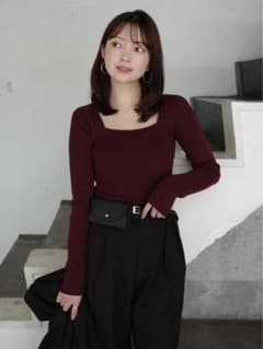 anuans シルクカシミヤブレンドデコルテリブニット BURGUNDYのサムネイル