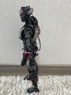 Hot Toys アイアンマン マーク43 ダメージ版 フィギュアのサムネイル