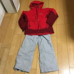 スキーウェア キッズ　150 数回使用のみ　記名なしのサムネイル