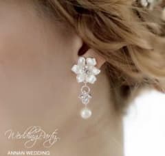 ANNAN WEDDING フラワー パール ピアスのサムネイル