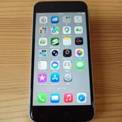 ジャンク iPhone SE 第2世代 ホワイトのサムネイル