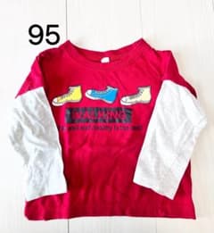 95 サイズ　赤　Tシャツ 長袖　ロンT 男の子　子供服　キッズ　トップスのサムネイル
