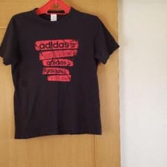 adidas Tシャツのサムネイル