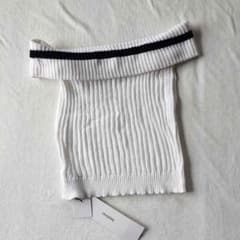 未使用タグ付きマウジーMOUSSYオフショルダートップス♡のサムネイル