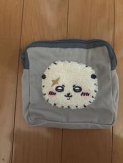 ちいかわ ラッコ ポーチのサムネイル