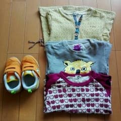 みかん畑様専用＊ニューバランス☆スニーカー＆洋服3点のサムネイル