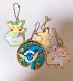 ポケモン ピカチュウ ニンフィア シャワーズ キーホルダーのサムネイル