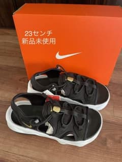 ☆Stry1236様専用☆NIKE ナイキ エアマックスココ　23㎝のサムネイル