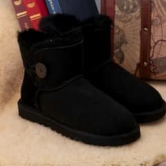 UGG黒ブーツのサムネイル