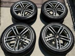 Y50フーガ　純正　タイヤホイールセット【美品】　19インチのサムネイル