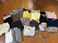 まとめ売り　ギャル服のサムネイル