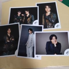 重岡大毅 公式写真 5枚セットのサムネイル