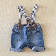 H&Mベビー  サスペンダー付きデニムのサムネイル