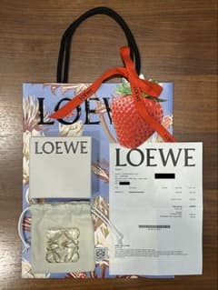 LOEWE】ロエベ アナグラム ブローチ ゴールド〈新品未使用〉 - メルカリ