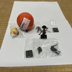 ぴよりーなと戦国武将のフィギュア（おまけ付き）のサムネイル