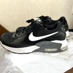 NIKE エアマックス エクシー ウィメンズ 24.5のサムネイル