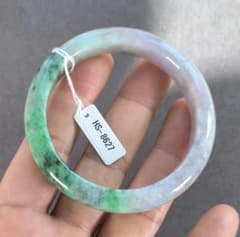鑑別書付:緑とラベンダー】ミャンマー産本翡翠のバングル（内径60㍉弱