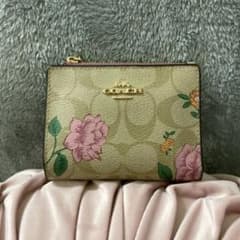 COACH コーチのサムネイル