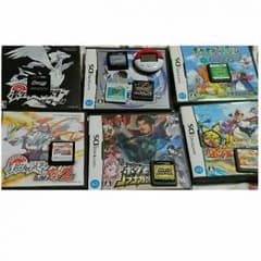 値下げしました！　ポケモンカセット　セット売り（おまけ付き）のサムネイル