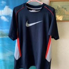 NIKE ナイキ Tシャツのサムネイル