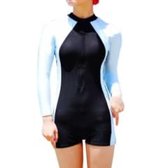 Long-sleeved all-in-one swimsuit for women, bikini, swimming.