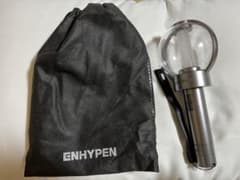 ENHYPEN ペンライト 箱無し トレカ セットのサムネイル