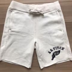アバクロンビー&フィッチ メンズxsサイズ（日本サイズのs〜m相当）ハーフパンツのサムネイル