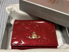 viviennewestwoodがま口財布エナメルレッドのサムネイル