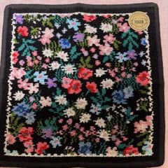 FEILER フェイラー ハンカチ 花柄 ブラックのサムネイル