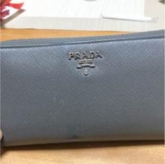 プラダ 財布のサムネイル