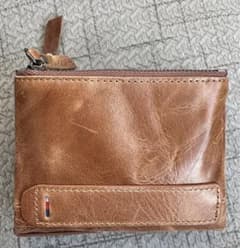 財布（2つ折り）のサムネイル