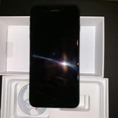 iPhone7Plus Black 32GB 本体 SIMフリー端末のサムネイル