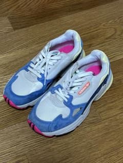 adidas Originals FALCON W BB9174 23.0cmのサムネイル