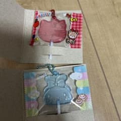 サンリオキャラクターズ　キャンディーチャームズグミ　シナモンロール　キティ2個のサムネイル