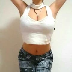 4月末処分！BabyShoopショート丈セクシートップスのサムネイル