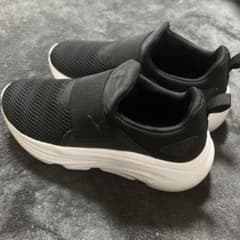 Puma ブラック スリッポンスニーカーのサムネイル