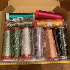 刺繍糸　ミシンのサムネイル
