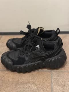Onitsuka Tiger DENTIGRE ブラックスニーカー 23.5のサムネイル