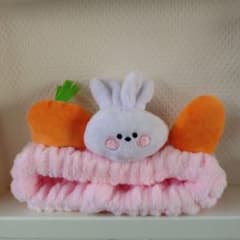 うさぎとにんじんヘアバンド - メルカリ