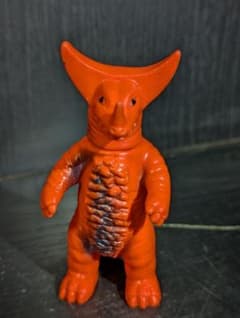 ゴモラ　 珍色　ミニソフビ ブルマァク　当時物　ウルトラマン　怪獣のサムネイル