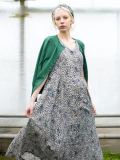 LISETTE ロブ・グロゼイユ ノースリーブロングワンピース LISETTE ロブ・グロゼイユ ノースリーブロングワンピース - メルカリ