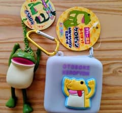 おとぼけケロピョン マスコット＆ポーチ セットのサムネイル