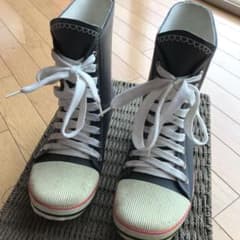 スニーカー型レインブーツのサムネイル
